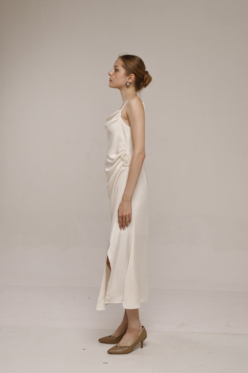 Boonne Fashions فستان ميدي ساتان بأشرطة سباغيتي للنساء - Image 2